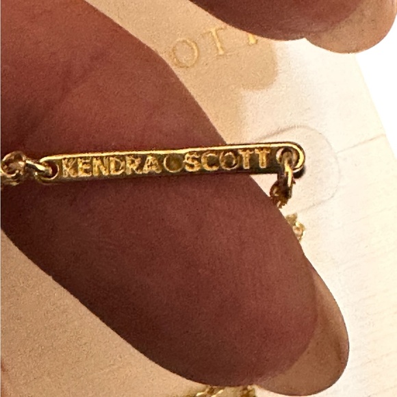 Kendra Scott Red Elisa Necklace NEW - Picture 5 of 7